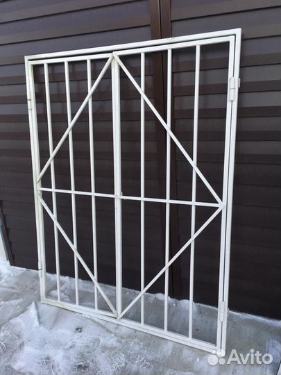 Решетка антивандальная на окна б/у
