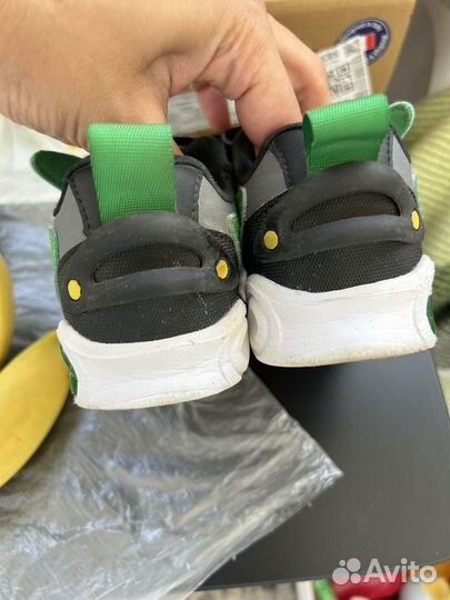 Кроссовки котофей