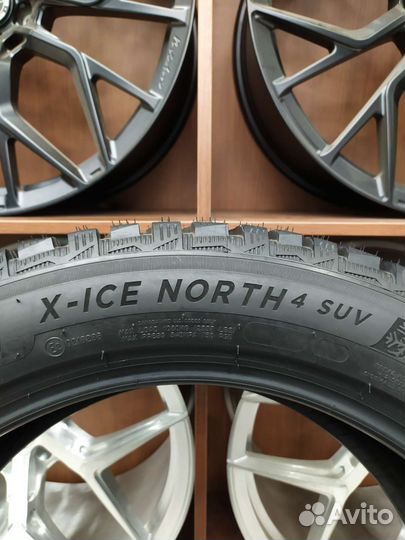 Michelin X-Ice North 4 SUV 275/45 R20 и 305/40 R20 112T