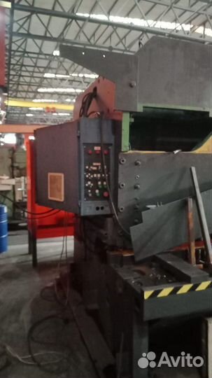 Гильотина 25х3150мм Чехия