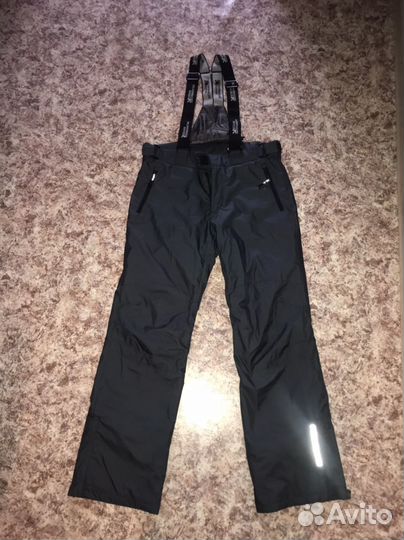 Горнолыжная женская куртка + штаны