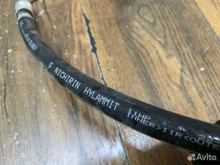 Toyota Corolla E18 Трубка кондиционера