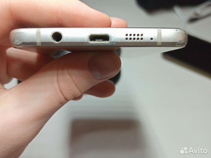 Телефон Samsung