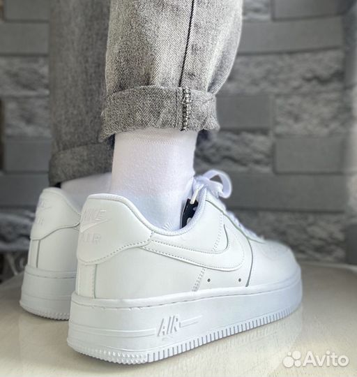 Кроссовки Nike air force 1
