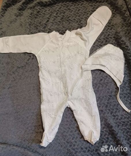 Комплект на выписку для девочки