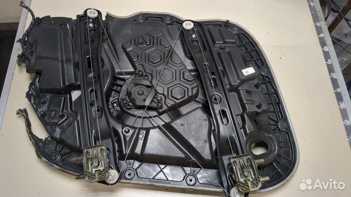 Стеклоподъемник электрический правый передний Volvo XC40