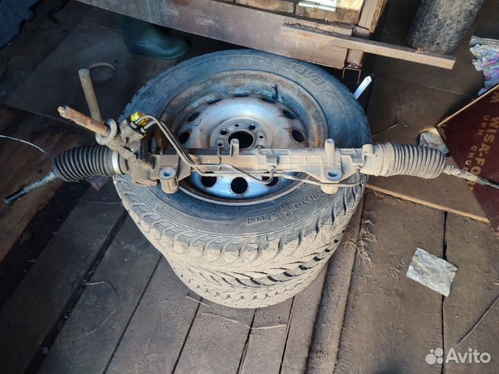 Рулевая рейка на LADA largus с гур