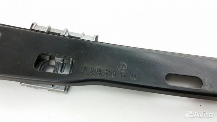 Стеклоподъемник передний левый Mercedes C-Class