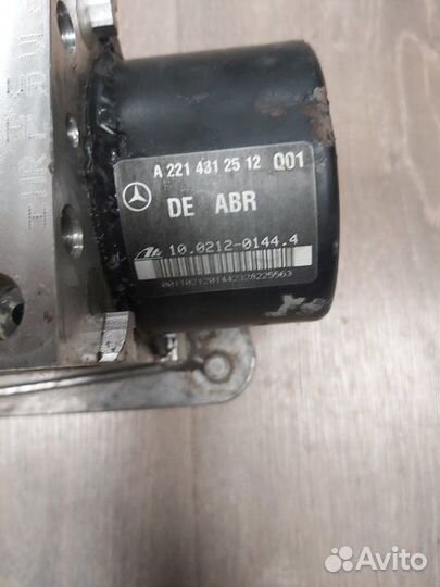 Блок ABS Mercedes S 500 4Matic W221 273 968 2008