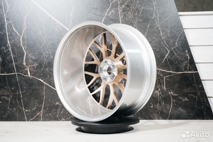 Кованные диски R22 Porsche Macan