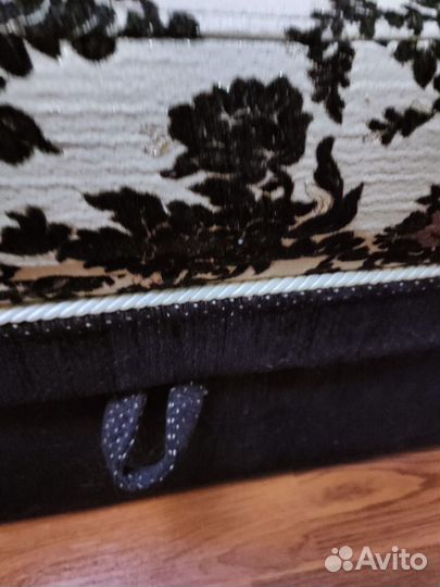 Диван кушетка со спальным местом бу