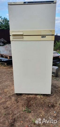 Холодильник на запчасти