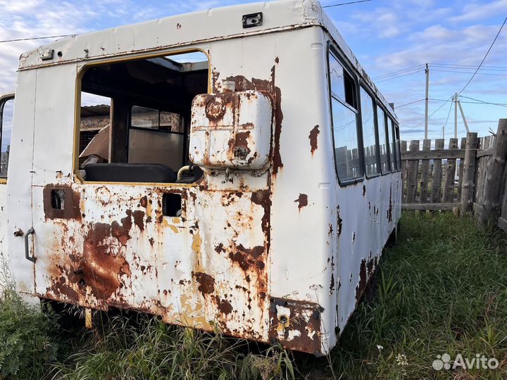 Продам бытовку кунг