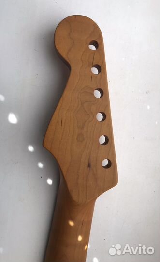Гриф для стратокастера