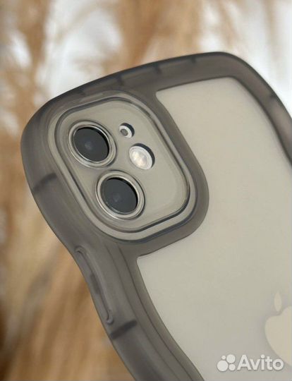 Чехол на iPhone 11