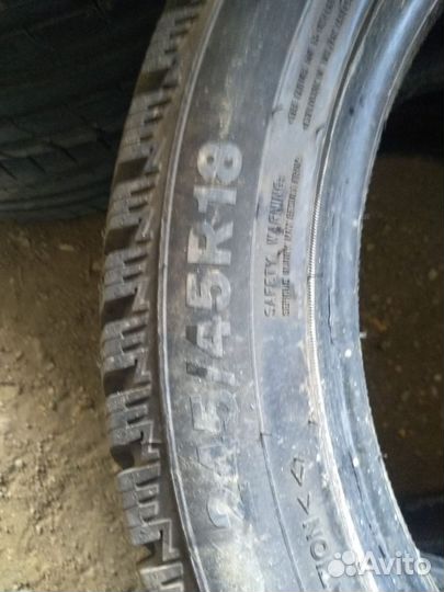 Triangle IcelynX TI501 245/45 R18