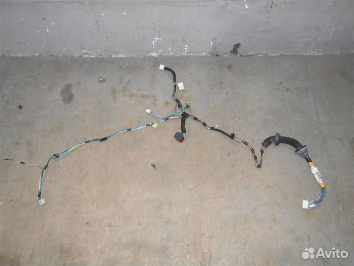 Проводка (разное) Toyota Avensis