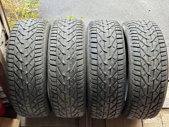 Tigar SUV Ice 215/60 R17 100T