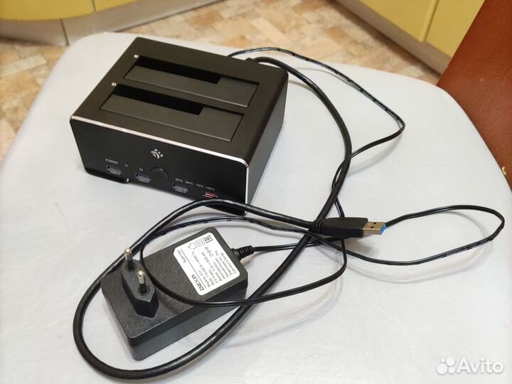 Док-станция для накопителей dexp HAF134