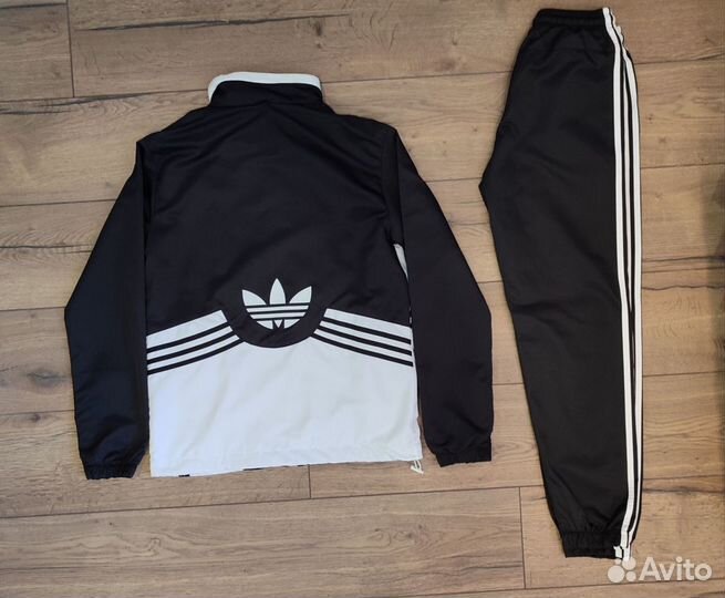 Спортивный костюм Adidas классика