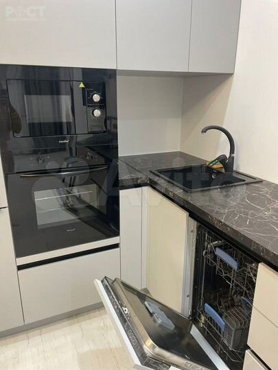 3-к. квартира, 70 м², 1/23 эт.