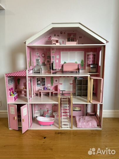 Домик кукольный