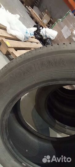 Yokohama Y350 225/55 R18 98H