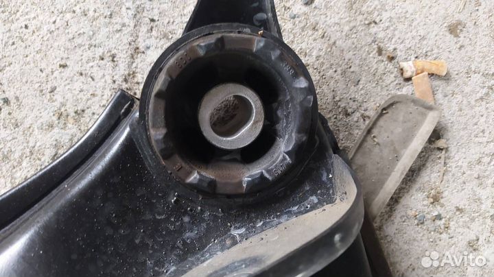 Балка под двс Audi A4 B7 BWE 2006