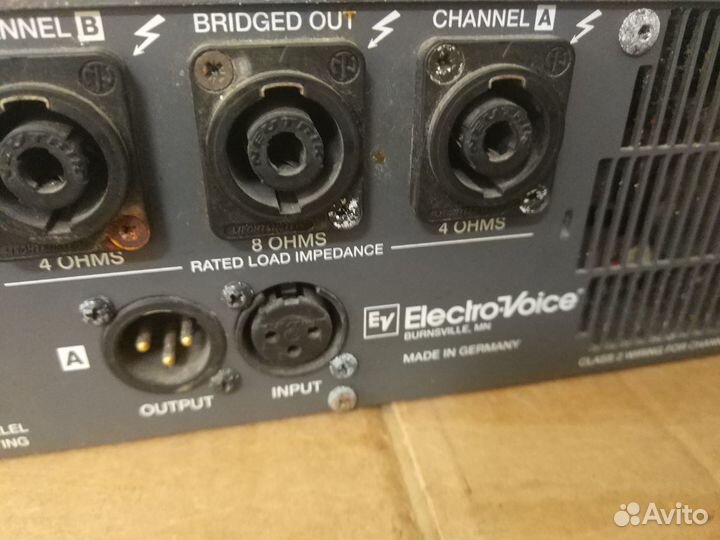 Усилитель Electro-Voice CP1800