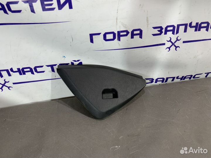 Накладка торпедо Kia Opirus 2007