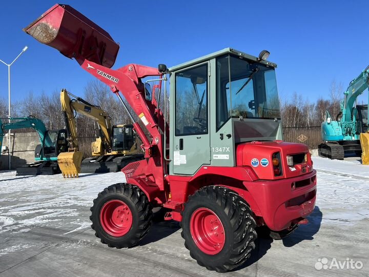 Фронтальный погрузчик Yanmar V4-6, 2021