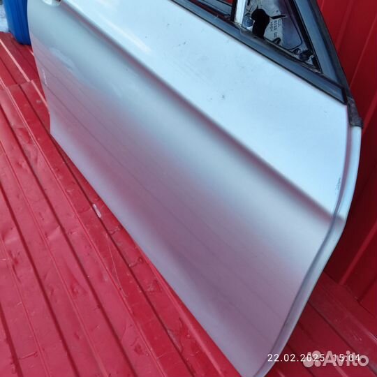 Дверь передняя правая BMW f10 дорестайлинг