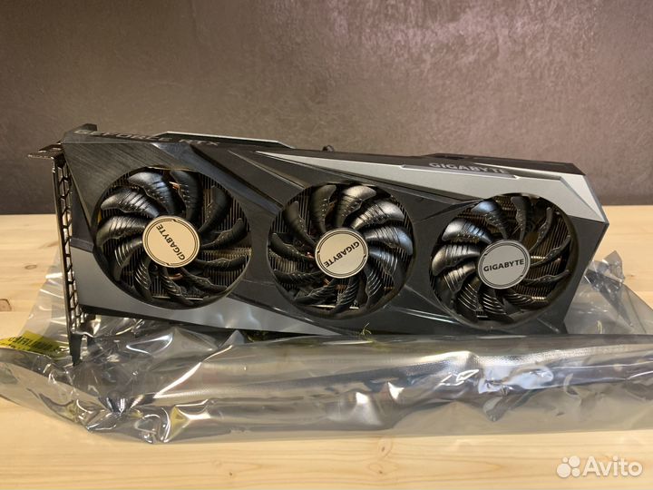 Видеокарта gigabyte RTX 3060 gaming OC 2.0 12G