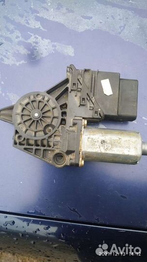 Блок комфорта с моторчиком стеклоподъемника