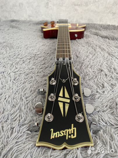 Гитара Gibson Les Paul реплика