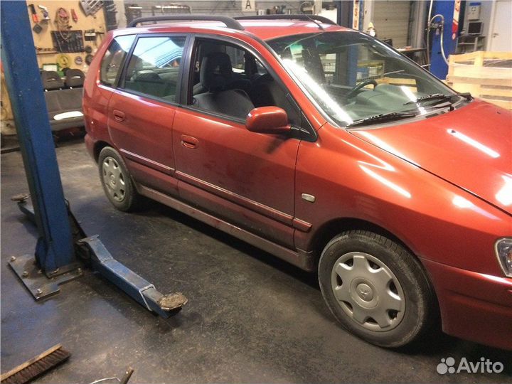 Разбор на запчасти Mitsubishi Space Star