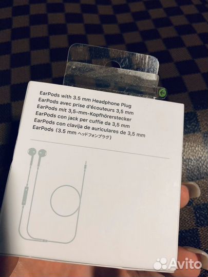 Наушники с микрофоном Apple EarPods