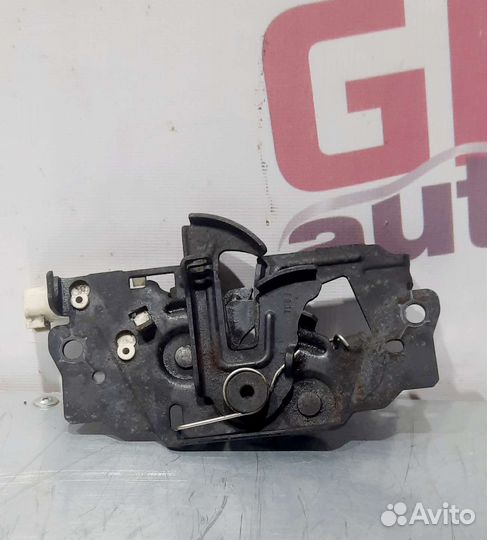 Замок капота Форд Фокус 3