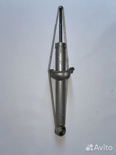 Стойка задняя Honda CR-V RD1 RD2 RD3 новая