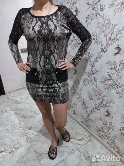 Платье женское