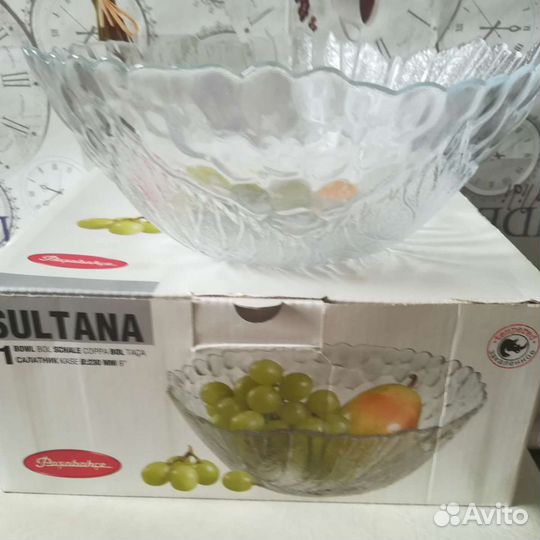 Сахарница и ваза для фруктов