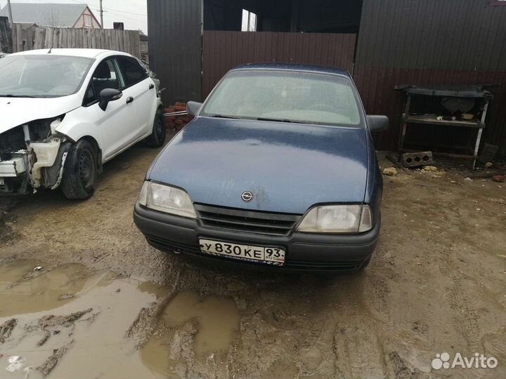 Капот опель омега а