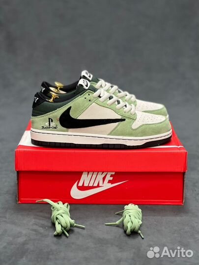 Кроссовки Nike SB Dunk