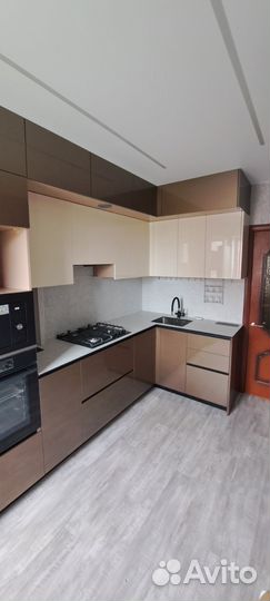 Кухонный гарнитур новый