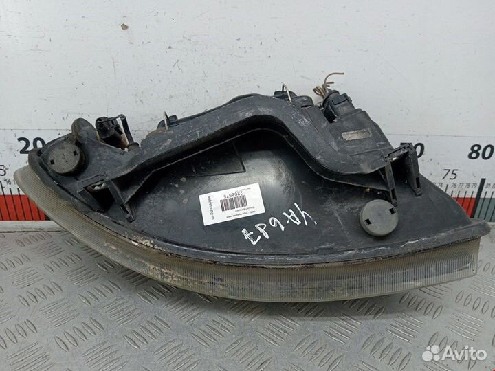 Фара передняя для Seat Toledo 2 1M1941015