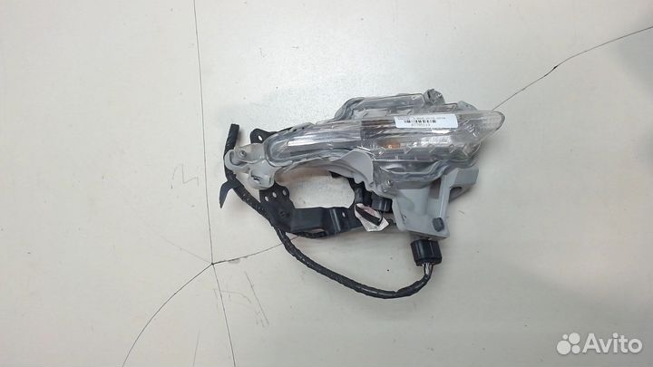 Поворот Mazda 3 (BM), 2016