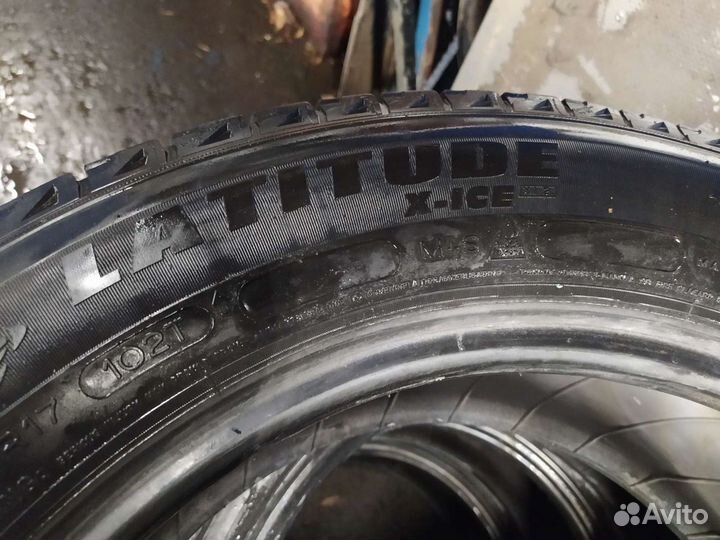 Michelin Latitude X-Ice 235/60 R17 102T