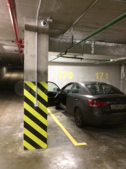 Машиноместо, 13 м²