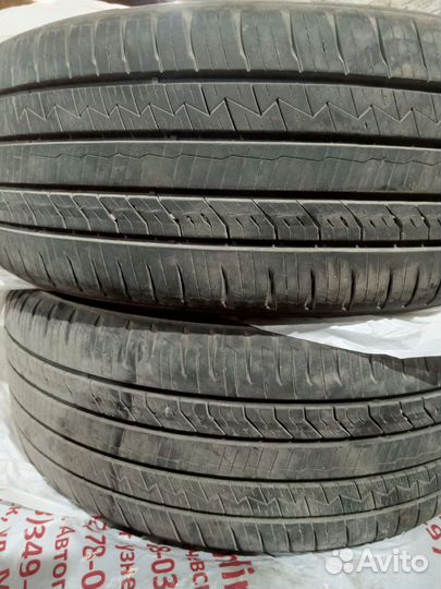 Pirelli P8FS 215/45 R17 91V
