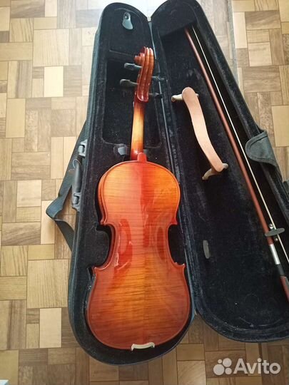 Скрипка Euphony 4/4 со звукоснимателем